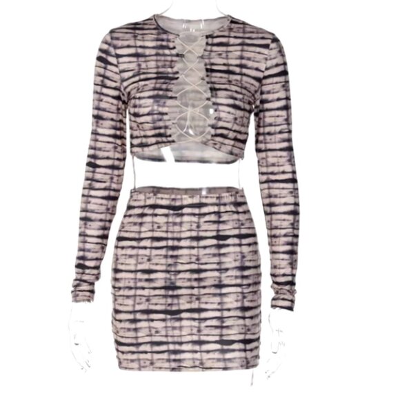 Two piece skirt tie up set XS - Picture 2 of 2